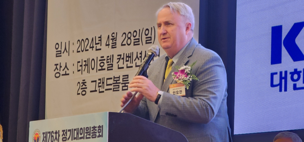 축사를 하는 인요한 국민의힘 당선인. /사진=정심교 기자