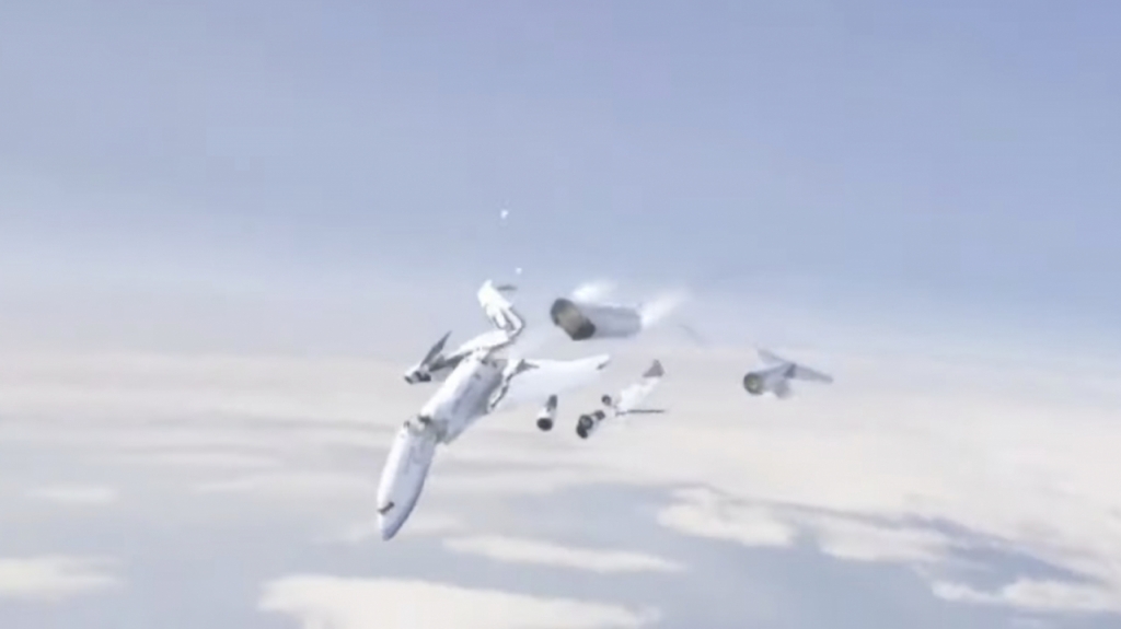 이륙 후 20여분 만에 상공 약 11㎞에 도달한 중화항공 611편은 기수, 동체, 꼬리날개 순으로 순식간에 공중분해 됐다. 비행기 잔해는 대만 서쪽 50㎞ 해역인 '펑후현 근해'에 추락하고 만다./사진=유튜브 캡처 