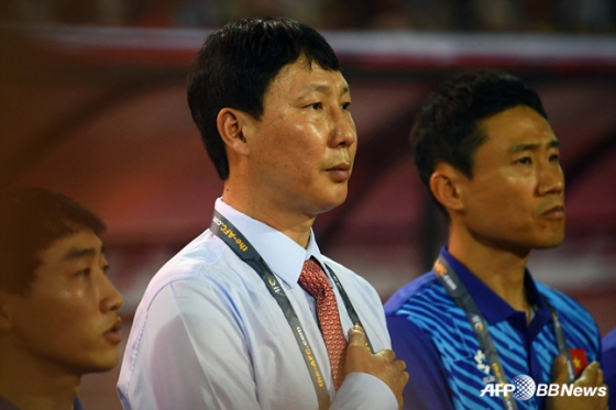 김상식 베트남 대표팀 감독(가운데). /AFPBBNews=뉴스1