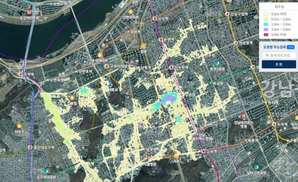 서울시 강남구의 침수 깊이를 색깔로 구분해 보여주는 홍수위험지도. 극한강우조건에서 빗물펌프장 등의 용량이 초과하거나 제기능을 못할 때 발생 가능한 가상의 침수 범위와 침수 깊이다. /사진=환경부 홍수위험지도 정보시스템 