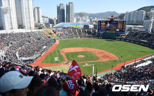 부산 사직야구장.