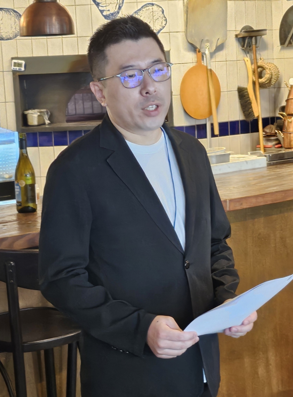 정성관 우리아이들의료재단 이사장(소아청소년과 전문의)이 11일 서울 강남구 모처에서 진행한 기자간담회에서 아동병원의 '전문병원화'의 중요성을 강조하고 있다./사진=박정렬 기자