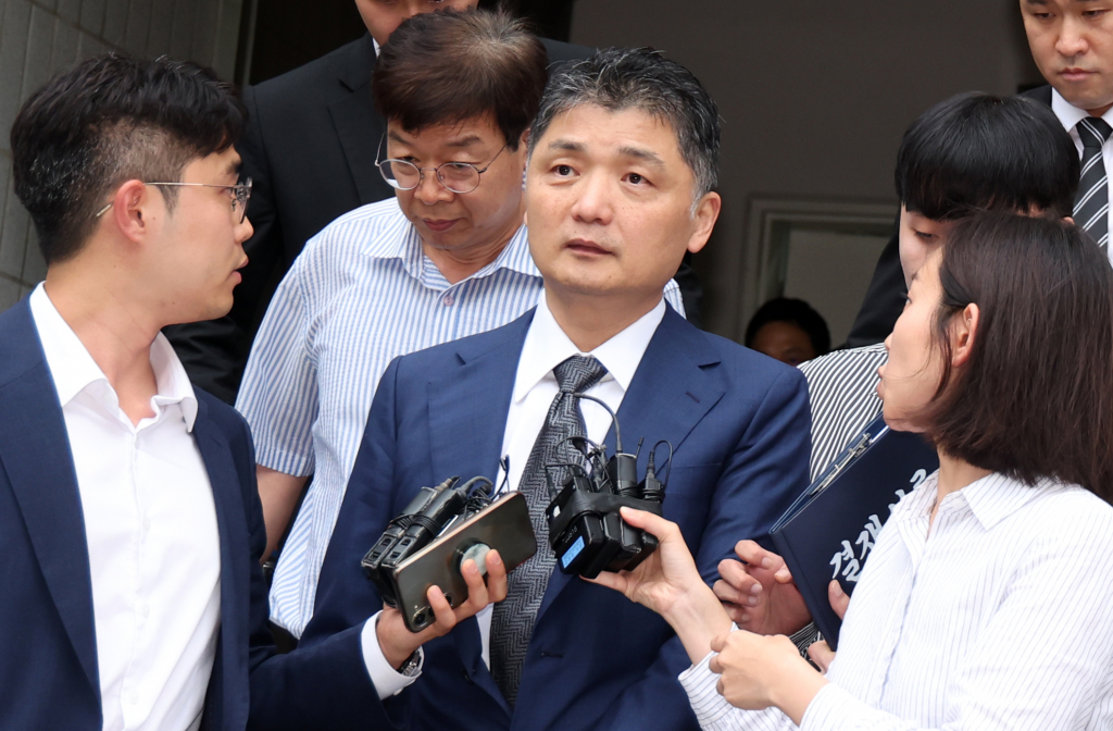 영장실질심사를 마치고 나온 카카오 김범수 위원장/사진=뉴스1