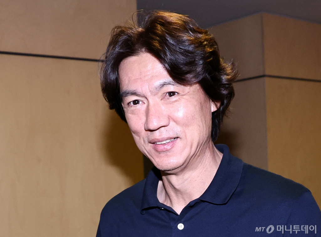 (서울=뉴스1) 구윤성 기자 = 홍명보 대한민국 축구대표팀 감독이 6일 오후 서울 종로구 축구회관에서 열린 한국축구기술철학워크숍에 참석하고 있다. 2024.8.6/뉴스1 Copyright © 뉴스1. All rights reserved. 무단 전재 및 재배포, AI학습 이용 금지. /사진=(서울=뉴스1) 구윤성 기자