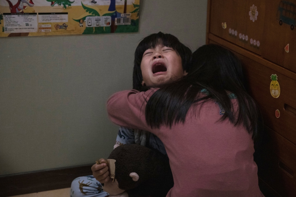 칠곡 계모 아동학대 사망사건을 다룬 영화 '어린 의뢰인' 스틸컷 /사진=영화 '어린 의뢰인'