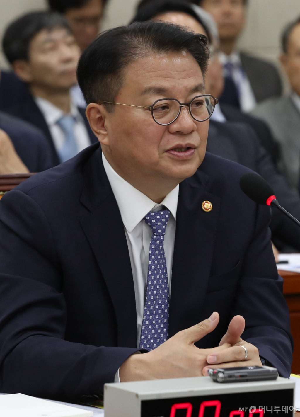 (서울=뉴스1) 이광호 기자 = 방기선 국무조정실장이 7일 오후 서울 여의도 국회에서 열린 정무위원회의 국무조정실 등에 대한 국정감사에서 의원 질의에 답하고 있다. 2024.10.7/뉴스1  Copyright © 뉴스1. All rights reserved. 무단 전재 및 재배포,  AI학습 이용 금지. /사진=(서울=뉴스1) 이광호 기자