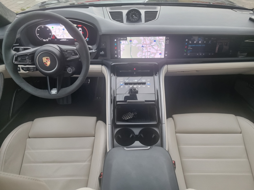 포르쉐 파나메라4. /사진=강주헌 기자