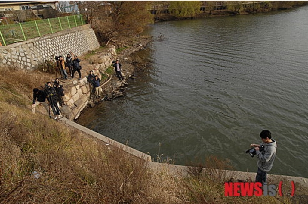 아이 시신이 발견된 저수지/사진=뉴시스