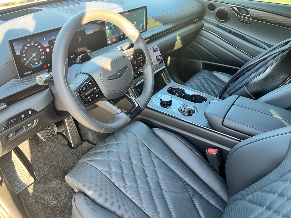 GV80 블랙 쿠페의 앞좌석 모습/사진= 임찬영 기자