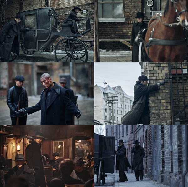 영화 '하얼빈'./사진=CJ ENM, (주)하이브미디어코프