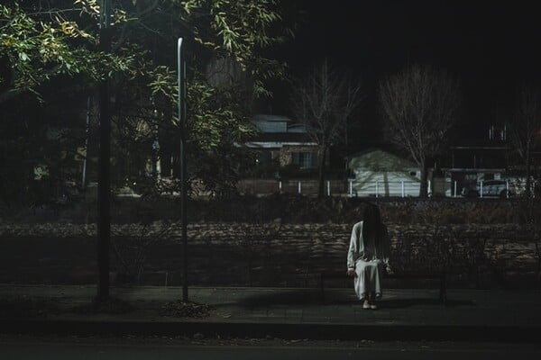 '조명가게' 설현 / 사진=월트디즈니 컴퍼니 코리아