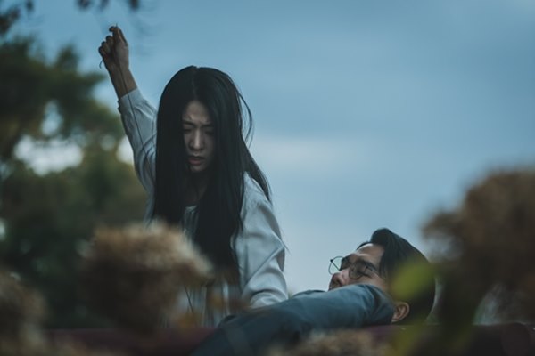 '조명가게' 설현 / 사진=월트디즈니 컴퍼니 코리아