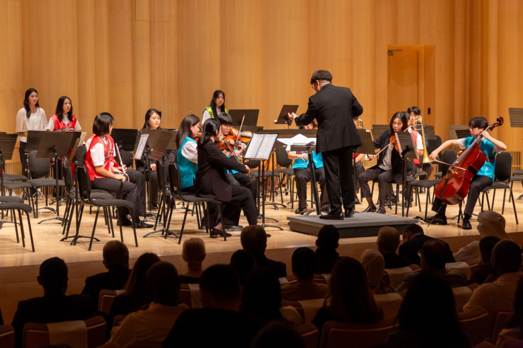 서울 중구 '꿈의 오케스트라' 11월 27일 아부다비 공연 장면.