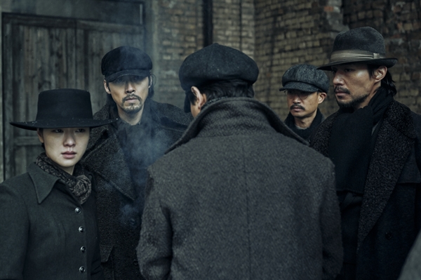 영화 '하얼빈'/사진=CJ ENM, (주)하이브미디어코프