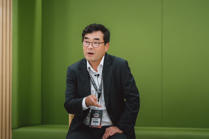 ▲지난해 9월 진행된 강한소상공인 성장지원사업 파이널 오디션에서 발언하고 있는 류재원 중소상공인희망재단 이사장/사진제공=중소상공인희망재단