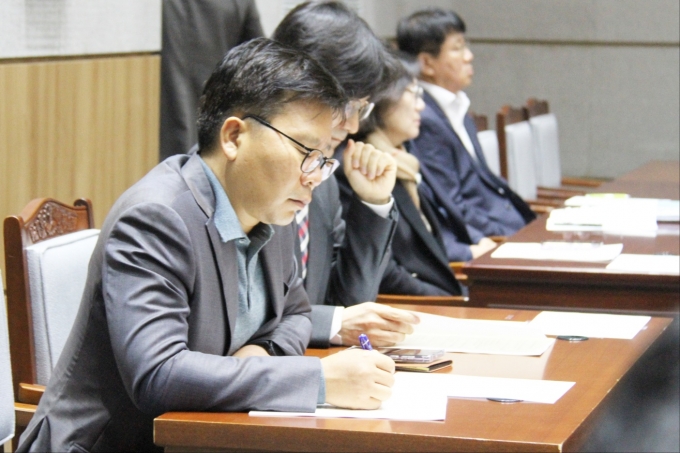 ▲박광석 대변인이 회의에 참석한 모습/사진제공=광주광역시