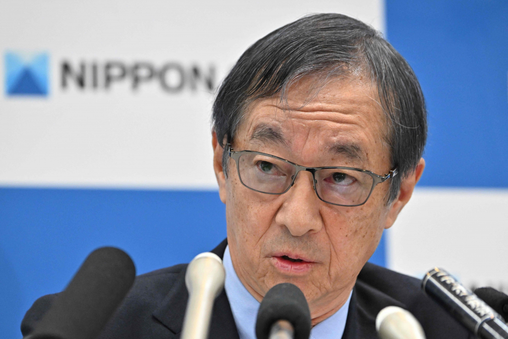 하시모토 에이지 일본제철 회장이 7일 (현지시간) 도쿄에서 기자회견을 갖고 “조 바이든 미국 대통령의 US스틸 인수 불허는 바이든 대통령의 위법한 정치 개입으로 심사가 적절하지 않았으므로 수용할 수 없다"고 밝혔다. /AFPBBNews=뉴스1