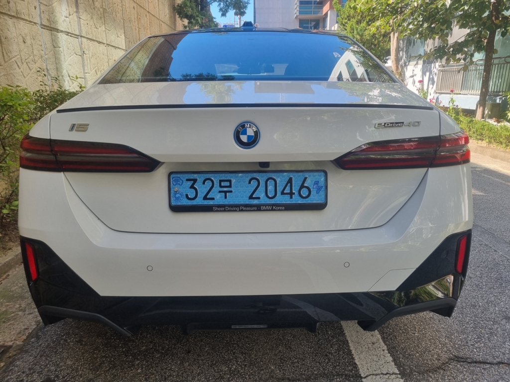 BMW 뉴 i5 eDrive 40. /사진=강주헌 기자