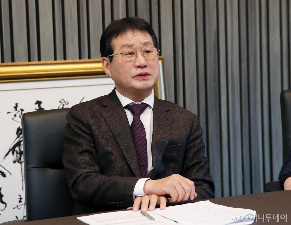 최완규 한국비엔씨 회장 인터뷰 /사진=김휘선 기자 hwijpg@