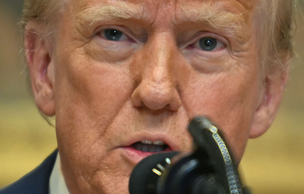 (워싱턴 AFP=뉴스1) 우동명 기자 = 도널드 트럼프 미국 대통령이 21일(현지시간) 워싱턴 백악관에서 기자회견을 갖고 "EU는 우리에게 매우, 매우 나쁘다. 그래서 관세를 부과할 것이다"고 밝히고 있다. 2025.01.22 /AFPBBNews=뉴스1