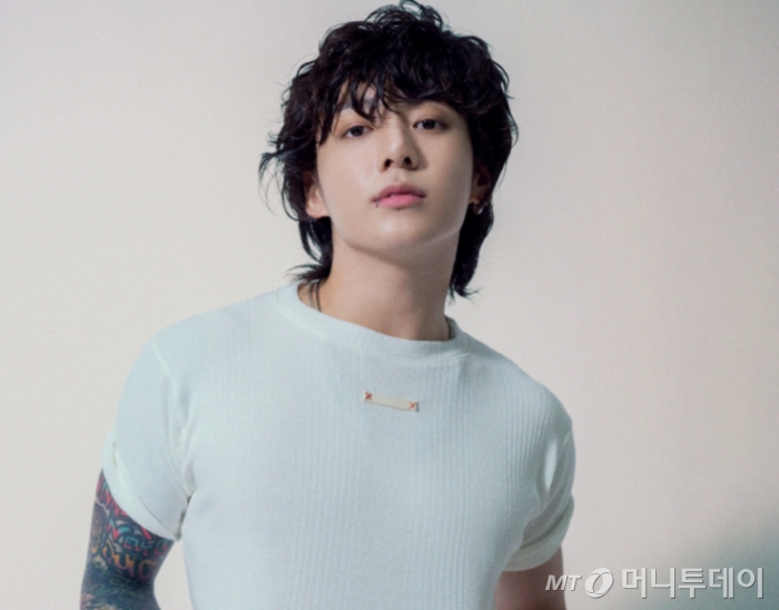 2년전 낸 노래인데…군대 간 BTS 정국, 빌보드서 또 신기록 - 머니투데이