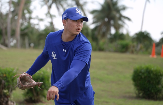 삼성 배찬승이 미국 괌 스프링캠프에서 투구하고 있다. /사진=삼성 라이온즈 제공