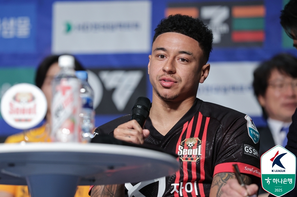 제시 린가드가 지난 13일 서울 서대문구 스위스 그랜드 호텔 그랜드볼룸에서 열린 '2025시즌 K리그1 개막 미디어데이'에서 취재진 질문에 답하고 있다. /사진=한국프로축구연맹 제공