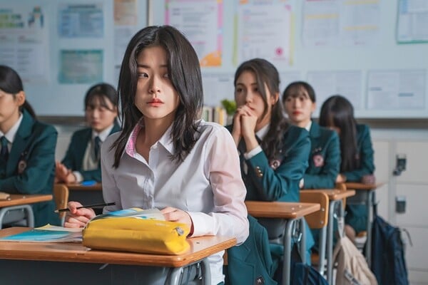 '선의의 경쟁', 사진=LGU 플러스