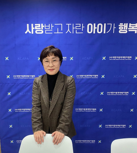 그 역시 아들을 키우는 엄마이기도 한, 공혜정 사단법인 대한아동학대방지협회 대표. 진한 울음과 분노의 일갈을 반복하면서, 심리 치료를 받아야 하나 때론 고민할만큼 힘들면서도, 끊임없이 그러지 않아도 좋을 세상을 꿈꾸는 사람./사진=남형도 기자