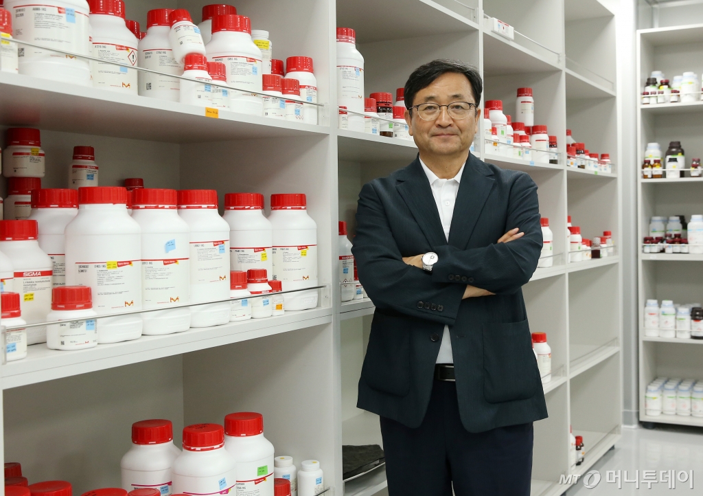 신용철 아미코젠 회장 /사진=김휘선 기자 hwijpg@