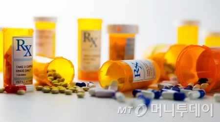 [서울=뉴시스]공공 병원에서 처방하는 복제 의약품들이 점점 더 효과가 없다는 의사들의 우려에 중국 국민들이 분노하고 있다고 BBC가 12일 보도했다. 사진은 기사와 직접적인 관련이 없음. 2025.02.12. /사진=유세진