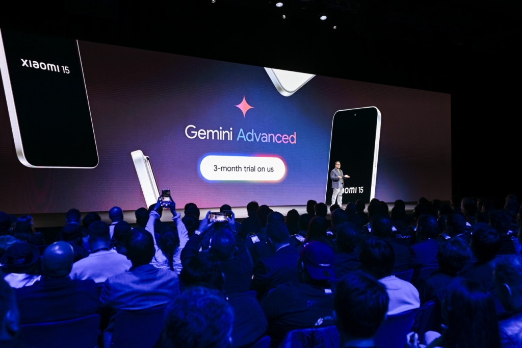 세계 최대 모바일 전시회 MWC(모바일월드콩그레스) 2025 개최를 하루 앞둔 2일(현지시간) 스페인 바르셀로나 인터내셔널 컨벤션센터에서 열린 샤오미 신작 공개 행사장 전경 / 사진제공=샤오미