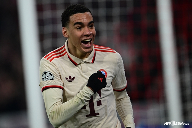 무시알라가 득점 직후 세리머니를 하고 있다. /AFPBBNews=뉴스1