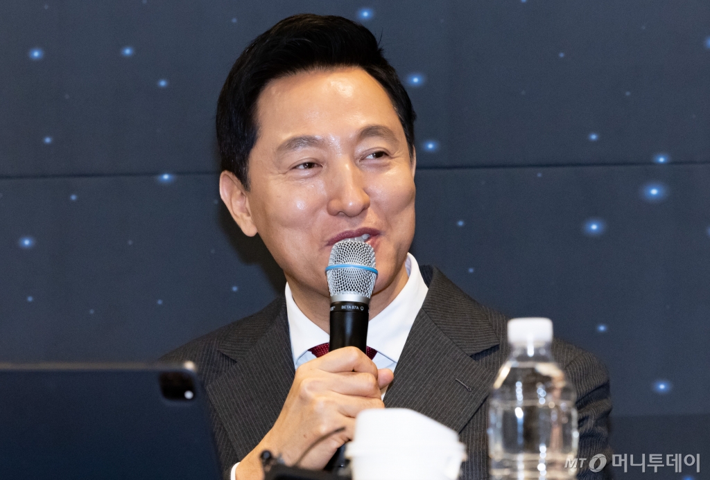 오세훈 서울시장이 5일 서울 여의도 서울 핀테크 랩에서 열린 핀테크 스타트업 간담회에서 발언하고 있다. 2025.03.05. /사진=뉴시스 /사진=