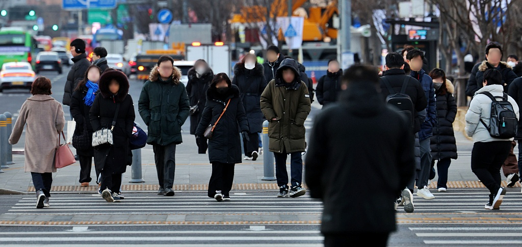 지난해 우리나라 국민들이 느끼는 걱정과 우울감이 전년보다 크게 높아진 것으로 나타났다. 행복감은 소득수준에 따라 양극화 현상을 보였다./사진=뉴시스