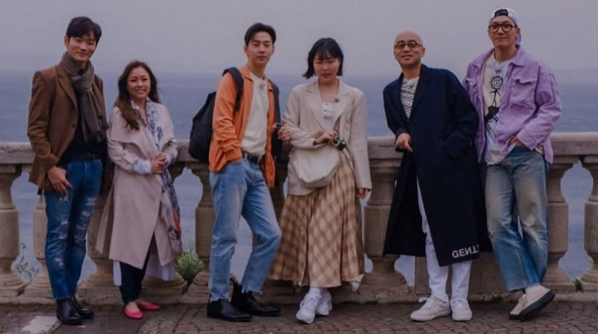 가수 하림이 지난 6일 자신의 인스타그램을 통해 지난달 절친인 배우 고(故) 김새론을 떠나보낸 악뮤 이수현을 걱정하는 글을 올리며 2017년 방송된 JTBC '비긴어게인 3' 출연진 사진을 공개했다. /사진=하림 인스타그램