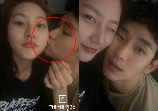 배우 김수현이 고(故) 김새론 볼에 뽀뽀하고 있는 사진이 공개됐다. /사진=유튜브 채널 가로세로연구소 갈무리