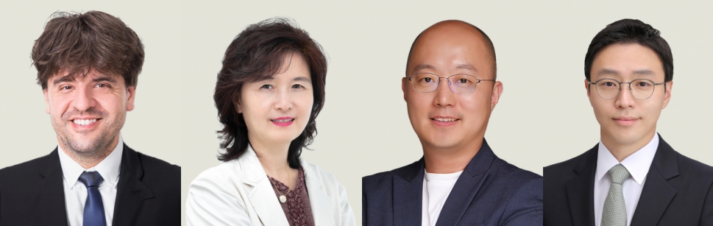 제18회 아산의학상 수상자들. (사진 왼쪽부터) 기초의학부문 칼 다이서로스 교수, 임상의학부문 안명주 교수, 젊은의학자부문 박용근·최홍윤 교수. /사진제공=아산사회복지재단