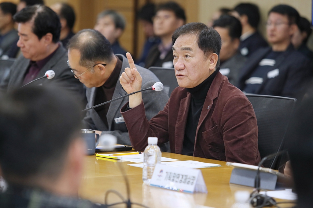 시민들과 소통하는 정장선 평택시장./사진제공=평택시