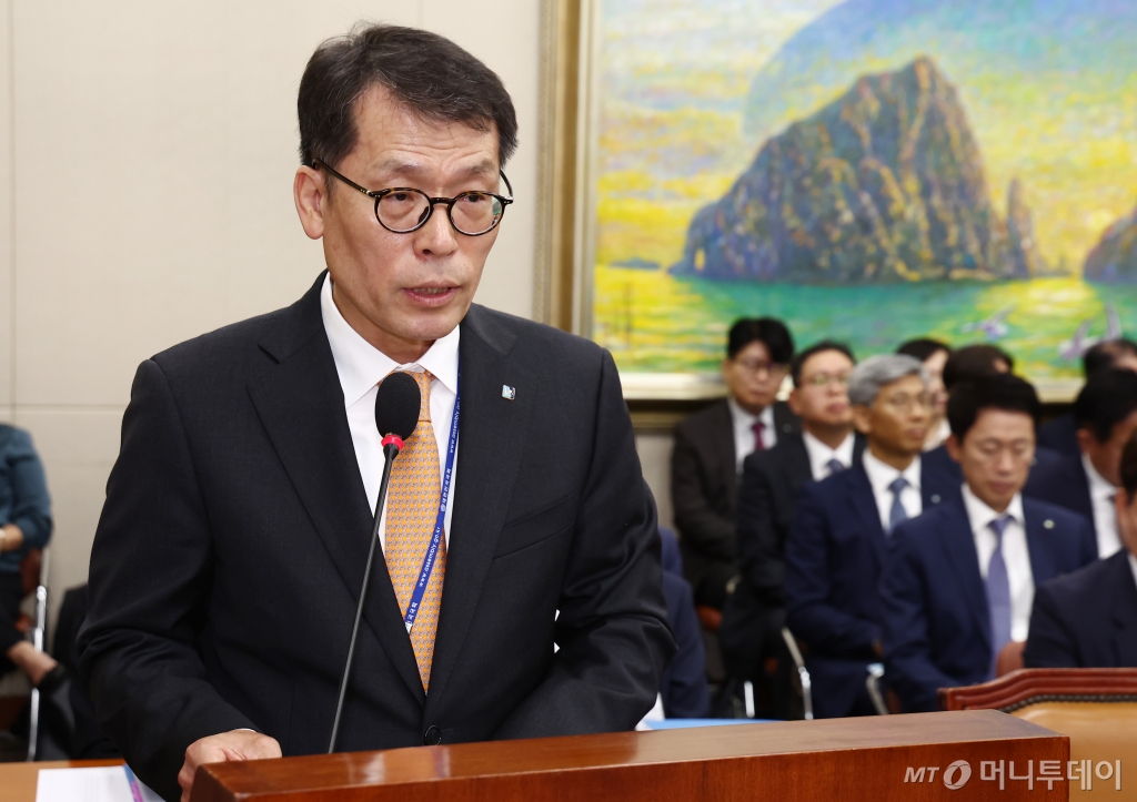 (서울=뉴스1) 김민지 기자 = 김성태 중소기업은행장사진=(서울=뉴스1) 김민지 기자