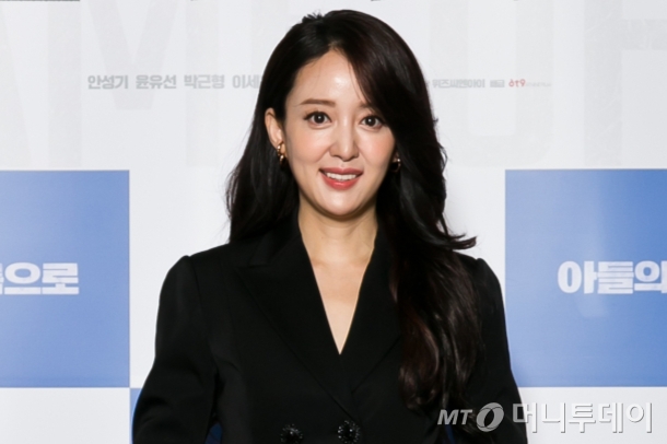 배우 이세은이 경북 안동에 종갓집과 아버지가 잠든 선산이 있다며 확산하는 산불에 우려를 표했다./사진제공=앳나인필름