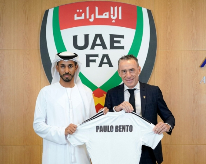 2023년 7월 아랍에미리트(UAE) 축구 대표팀 감독을 맡은 파울루 벤투(오른쪽)/사진=UAE 축구협회 