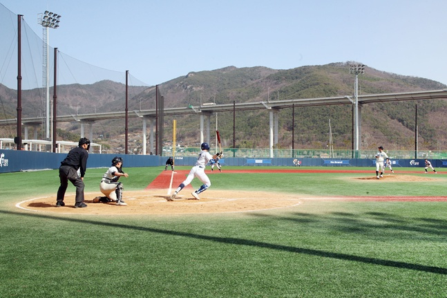 26알 열린 신셰계 이마트배 고교야구 대회 경기 모습. /사진=대한야구소프트볼협회