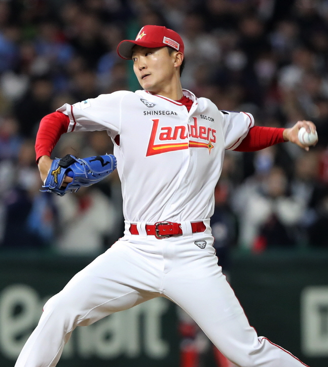 롯데전 역투를 펼치는 김건우. /사진=SSG 랜더스 제공