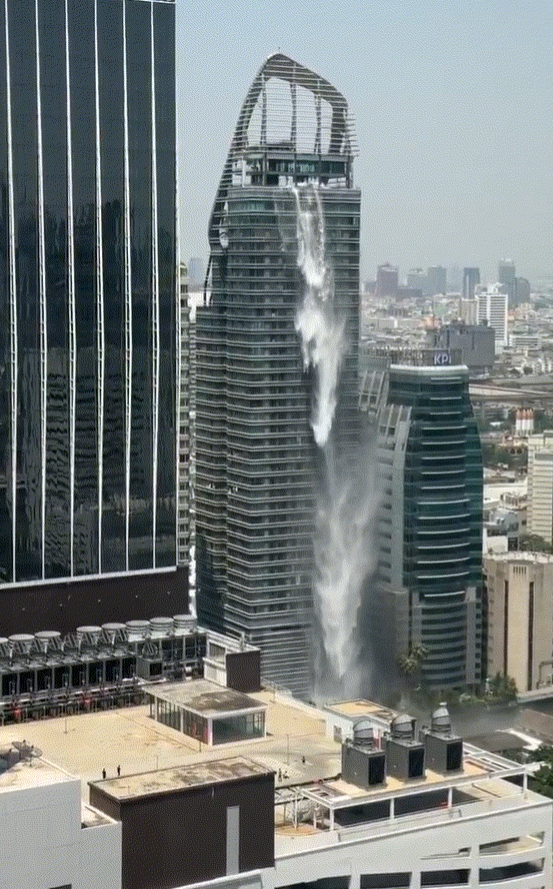 미얀마에서 발생한 규모 7.7의 강진이 진앙으로부터 1000km 이상 떨어진 태국에도 영향을 미쳤다./사진=X(옛 트위터)