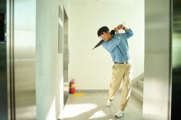 '로비', 사진제공=쇼박스