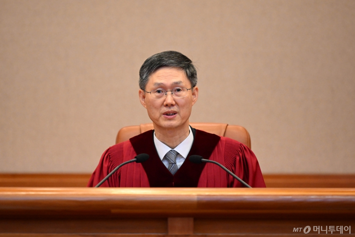 4일 서울 종로구 헌법재판소 대심판정에서 윤석열 대통령 탄핵심판 선고 기일이 진행되고 있다. 2025.04.04 사진공동취재단 /사진=이기범