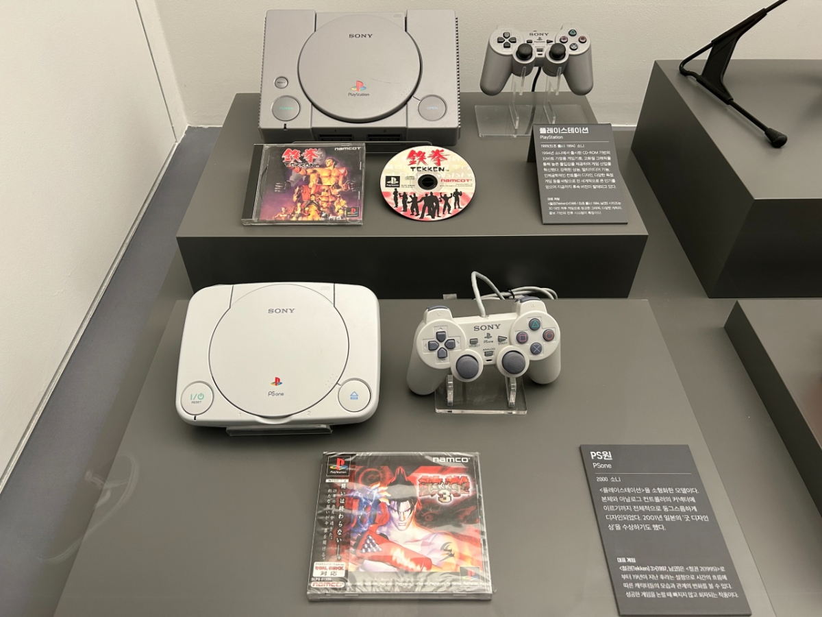 넷마블 게임박물관에 소장된 플레이스테이션1. 2025.04.08./사진=이정현 기자