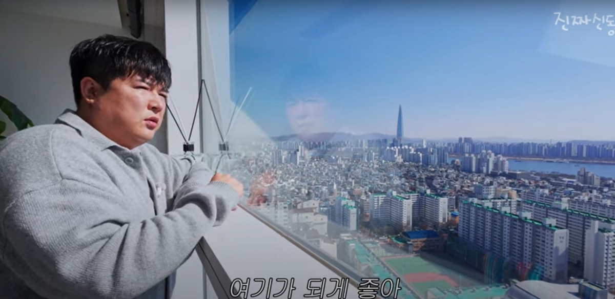 그룹 슈퍼주니어 멤버 신동이 최근 이사를 했다고 지난 3일 유튜브 채널 '신동댕동'을 통해 밝혔다. /사진=유튜브 채널 '신동댕동'