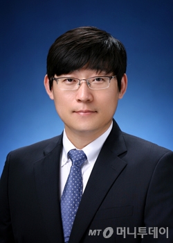 김유빈 명지대학교 반도체공학과 교수